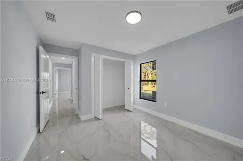 2806 Vera Avenue S Lehigh Acres FL 33976