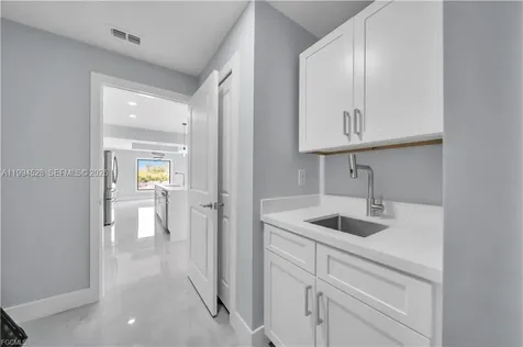 2806 Vera Avenue S Lehigh Acres FL 33976