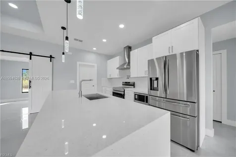 2806 Vera Avenue S Lehigh Acres FL 33976