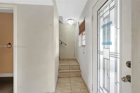 7205 W 2nd Lane Hialeah FL 33014