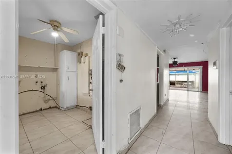 7205 W 2nd Lane Hialeah FL 33014