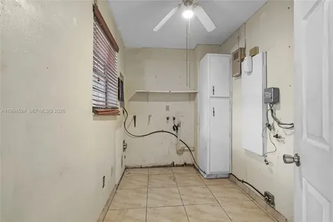 7205 W 2nd Lane Hialeah FL 33014