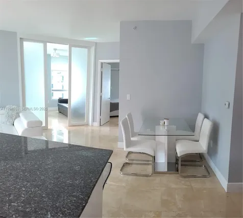 350 S Miami Avenue Miami FL 33130