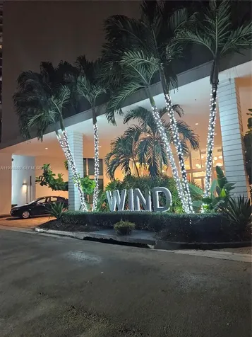 350 S Miami Avenue Miami FL 33130