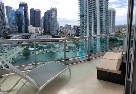 350 S Miami Avenue Miami FL 33130