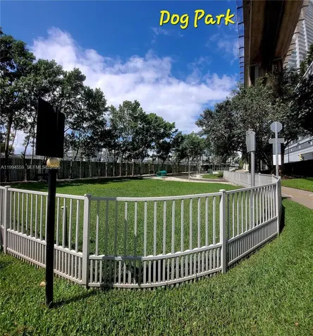 350 S Miami Avenue Miami FL 33130