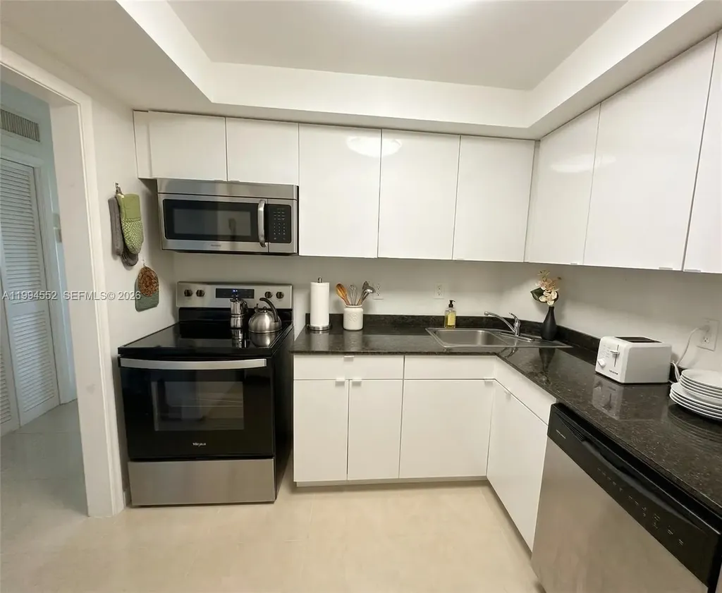1881 Middle River Drive Fort Lauderdale FL 33305