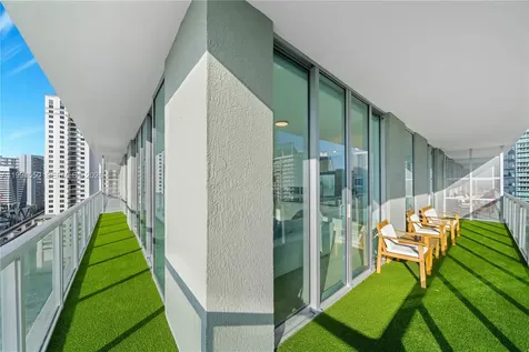 1111 SW 1st Avenue Miami FL 33130