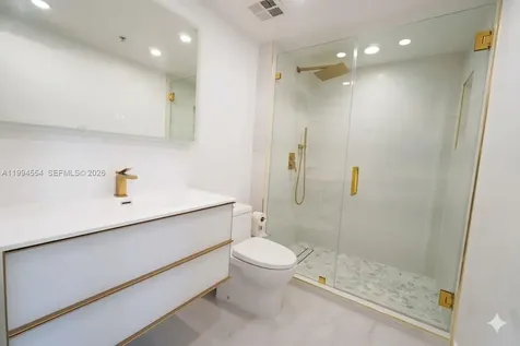325 S Biscayne Boulevard Miami FL 33131