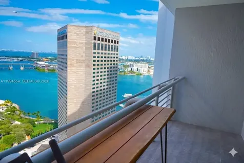 325 S Biscayne Boulevard Miami FL 33131
