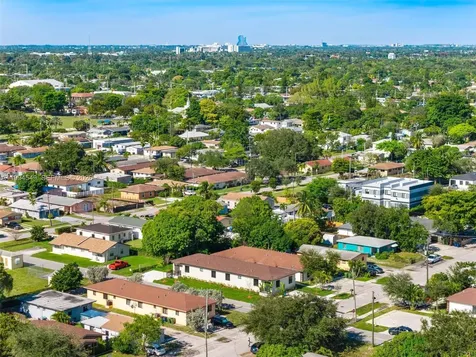 601 NW 3rd Avenue Hallandale Beach FL 33009