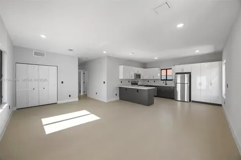 601 NW 3rd Avenue Hallandale Beach FL 33009