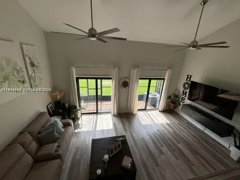 4183 SW 87th Terrace Davie FL 33328
