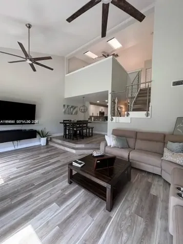 4183 SW 87th Terrace Davie FL 33328
