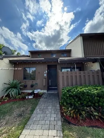 4183 SW 87th Terrace Davie FL 33328
