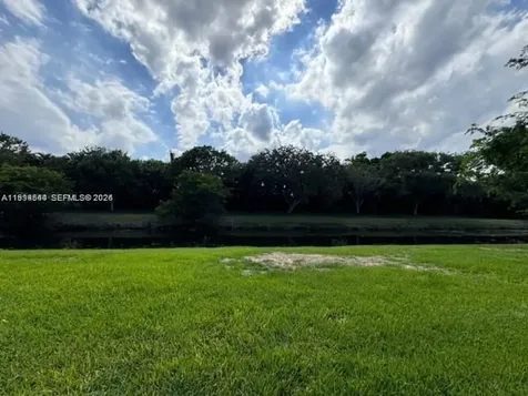 4183 SW 87th Terrace Davie FL 33328
