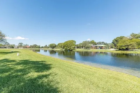 518 Woodgate Circle Sunrise FL 33326