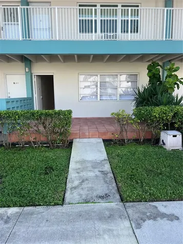 3923 NE 166th Street North Miami Beach FL 33160