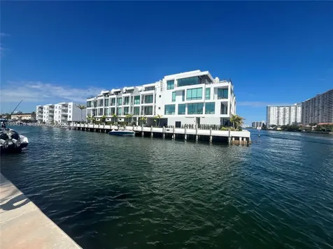 3923 NE 166th Street North Miami Beach FL 33160