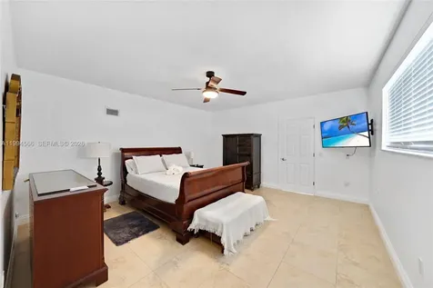2834 SW 33rd Avenue Miami FL 33133