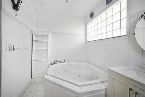 2834 SW 33rd Avenue Miami FL 33133