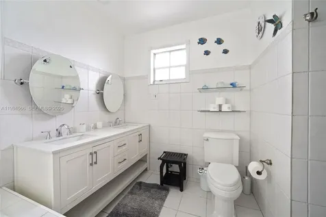 2834 SW 33rd Avenue Miami FL 33133