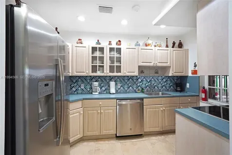 2834 SW 33rd Avenue Miami FL 33133
