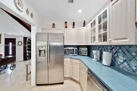 2834 SW 33rd Avenue Miami FL 33133