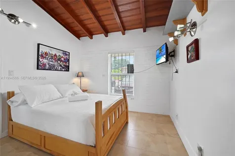 2834 SW 33rd Avenue Miami FL 33133