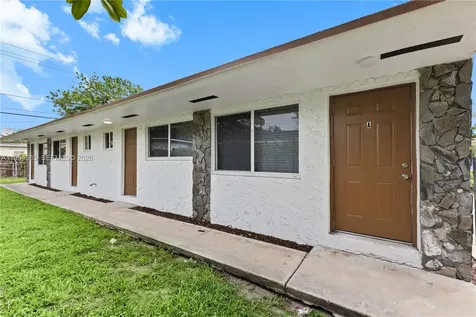 6121 SW 40th Court Miramar FL 33023