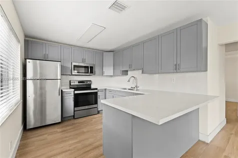 6121 SW 40th Court Miramar FL 33023