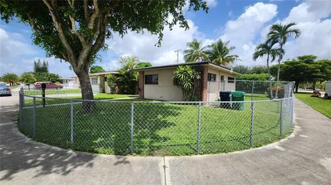 6241 NW 110th Street Hialeah FL 33012