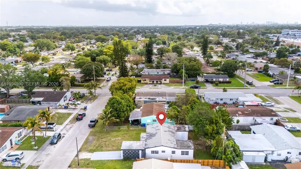 6820 Park Street Hollywood FL 33024