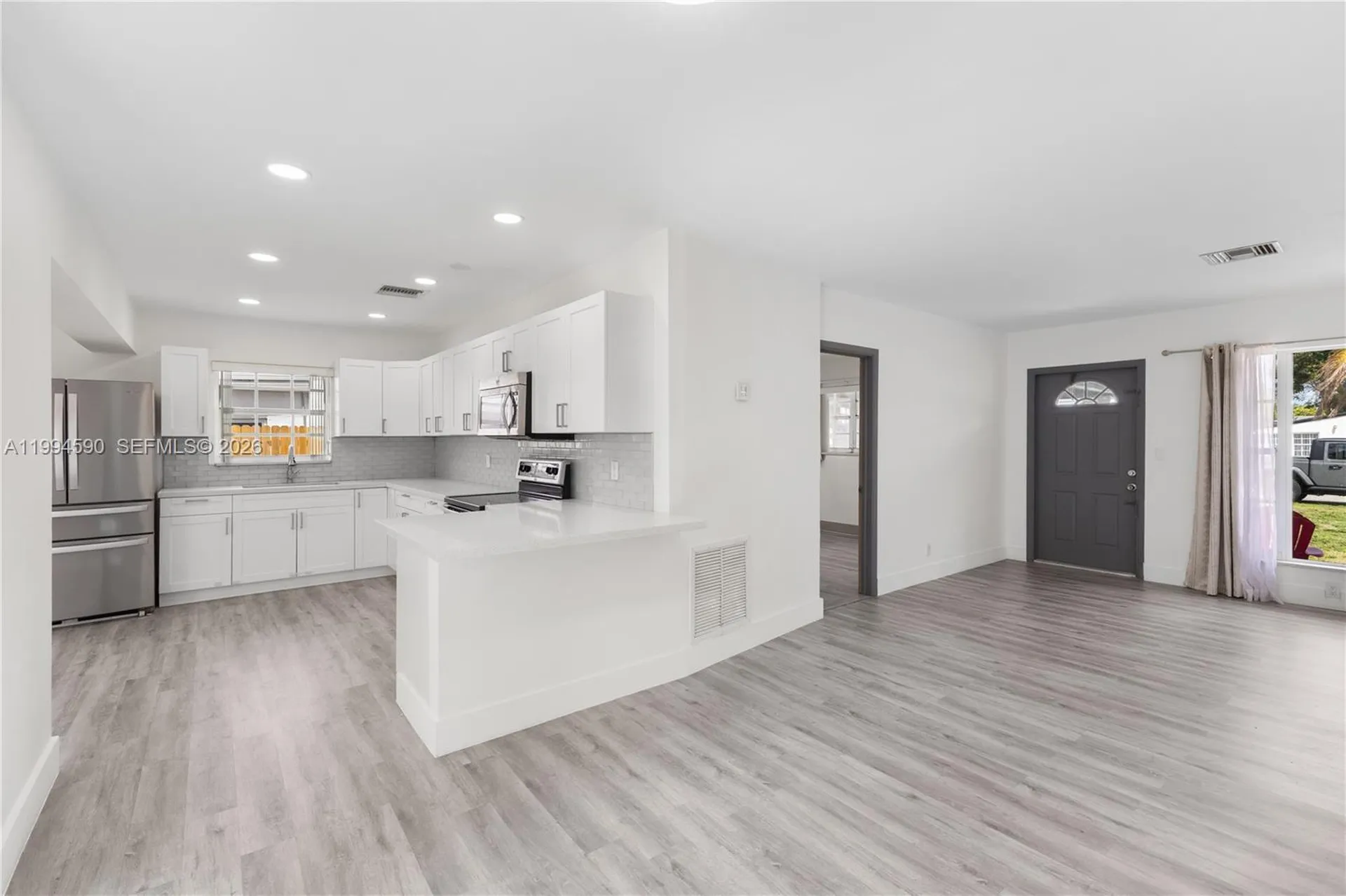 6820 Park Street Hollywood FL 33024