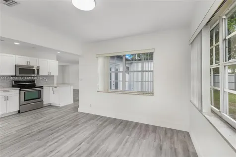6820 Park Street Hollywood FL 33024