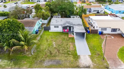6820 Park Street Hollywood FL 33024
