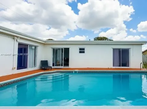6466 NW 20th Street Margate FL 33063
