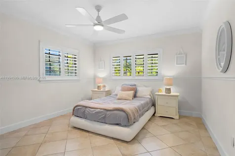 6801 SW 126th Terrace Pinecrest FL 33156