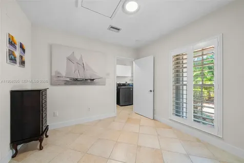 6801 SW 126th Terrace Pinecrest FL 33156