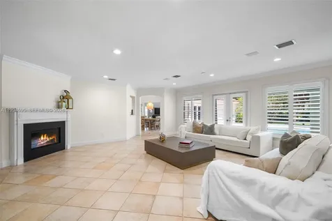 6801 SW 126th Terrace Pinecrest FL 33156