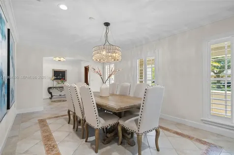 6801 SW 126th Terrace Pinecrest FL 33156