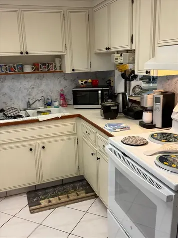 1481 NE Miami Gardens Drive Miami FL 33179
