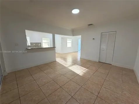 3373 SW 29th Terrace Miami FL 33133