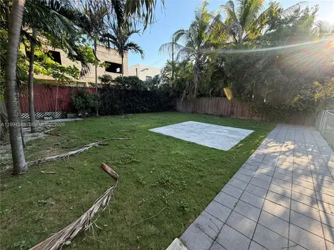 3373 SW 29th Terrace Miami FL 33133