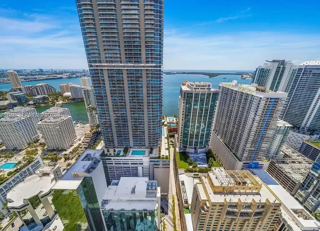 1060 Brickell Avenue Miami FL 33131