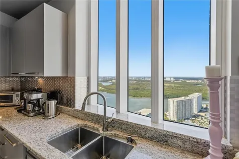 15811 Collins Avenue Sunny Isles Beach FL 33160