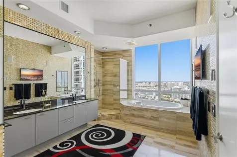 15811 Collins Avenue Sunny Isles Beach FL 33160