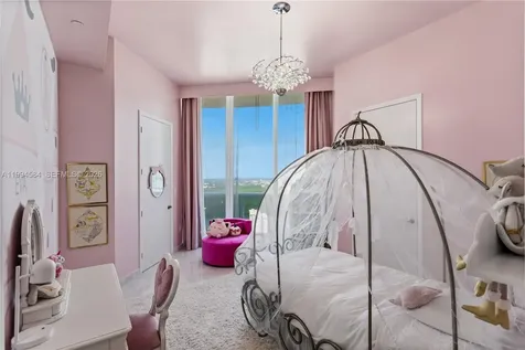 15811 Collins Avenue Sunny Isles Beach FL 33160
