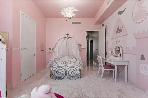 15811 Collins Avenue Sunny Isles Beach FL 33160
