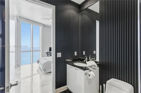 15811 Collins Avenue Sunny Isles Beach FL 33160